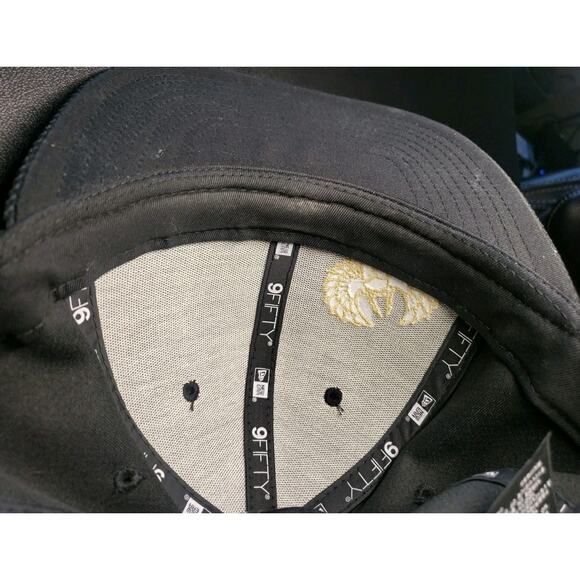 Golden Winged Scarab Flatbill 9Fifty New Era Cap - Picture 8 of 8